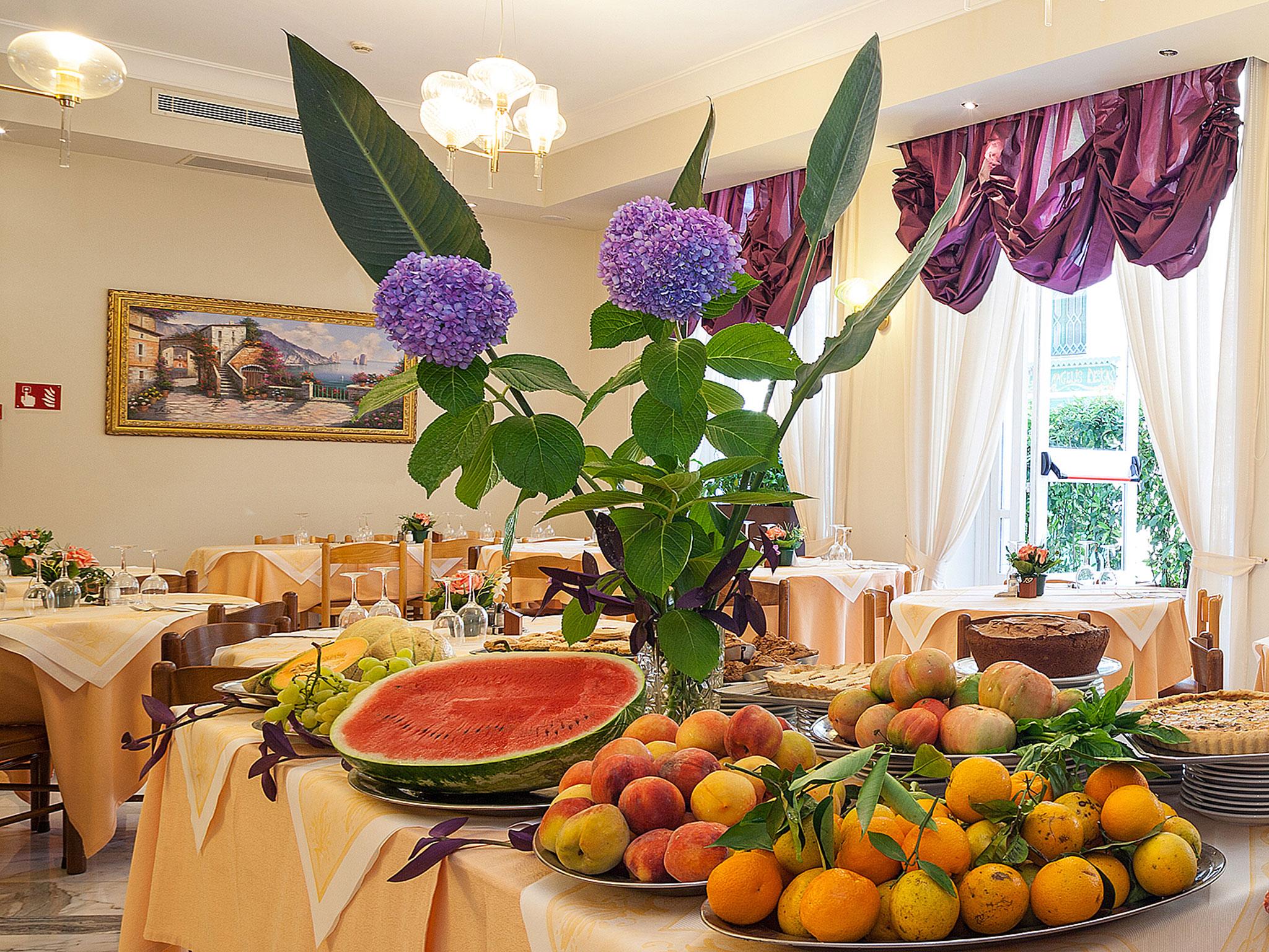 Hotel Club (Adults Only) Sant'Agnello Exterior photo